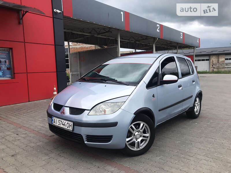 Mitsubishi Colt (2005)