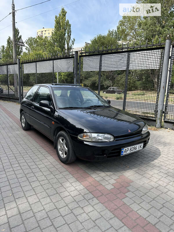 Mitsubishi Colt (1993)