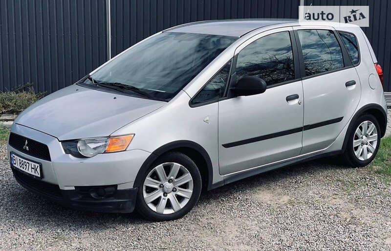 Mitsubishi Colt (2010)