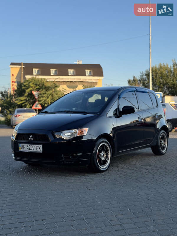Mitsubishi Colt (2008)