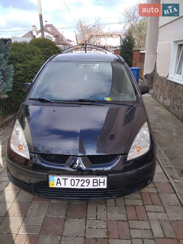 Mitsubishi Colt (2008)