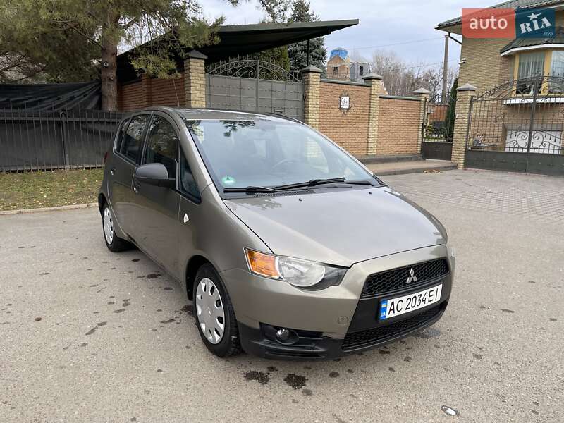 Mitsubishi Colt (2009)