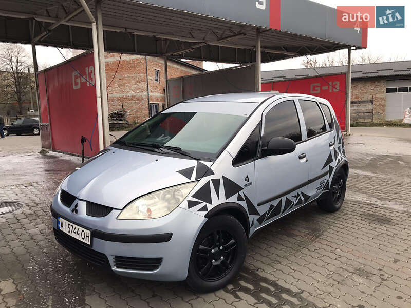 Mitsubishi Colt (2005)