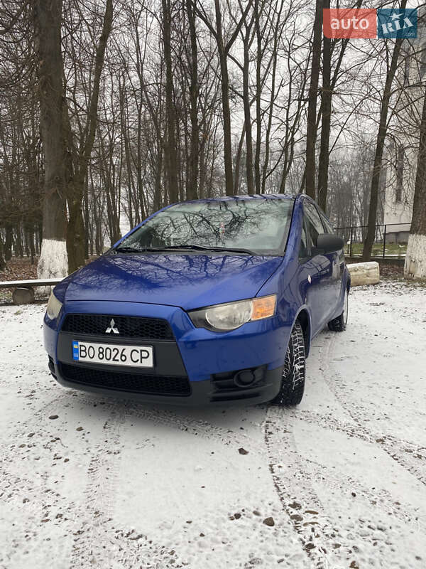 Mitsubishi Colt (2009)