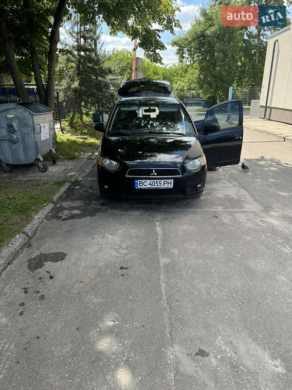 Mitsubishi Colt (2009)