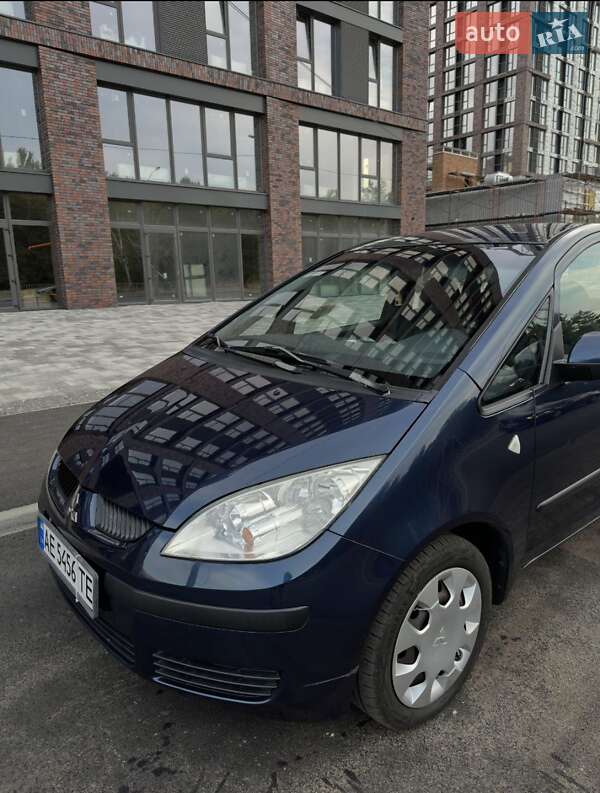 Mitsubishi Colt (2005)