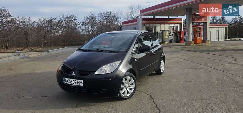 Mitsubishi Colt (2008)
