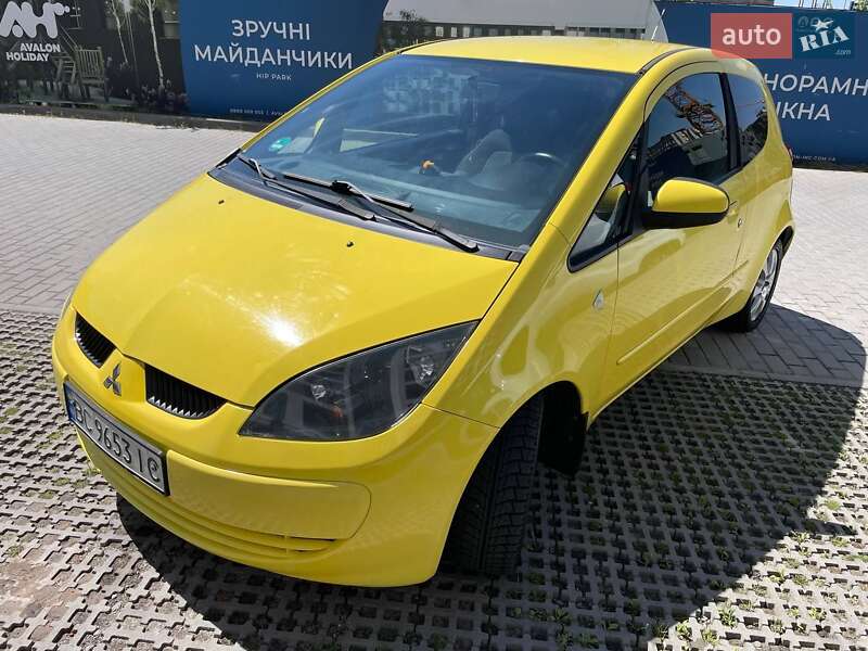 Mitsubishi Colt (2008)