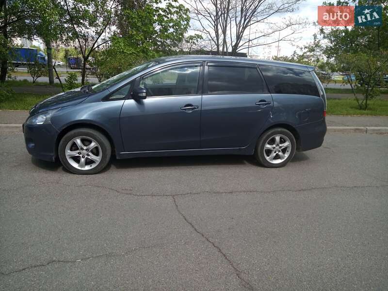 Mitsubishi Grandis (2006)