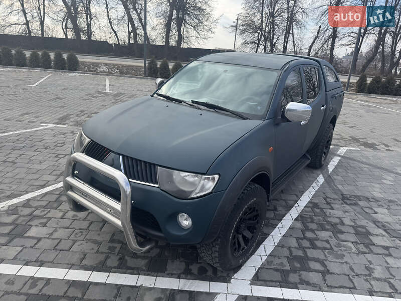 Mitsubishi L 200 (2007)
