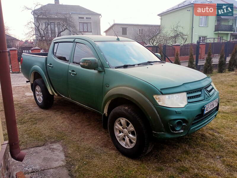 Mitsubishi L 200 (2014)
