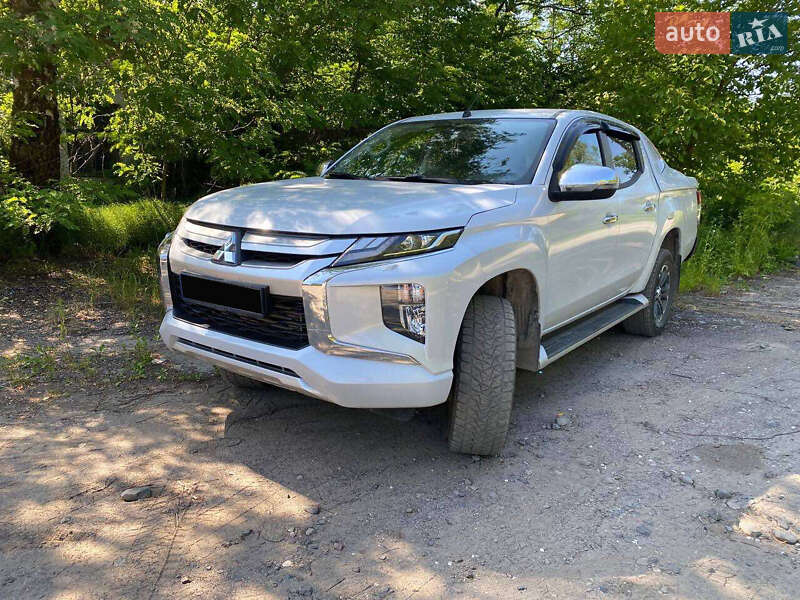 Mitsubishi L 200 (2019)