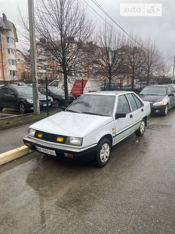 Mitsubishi Lancer (1987)