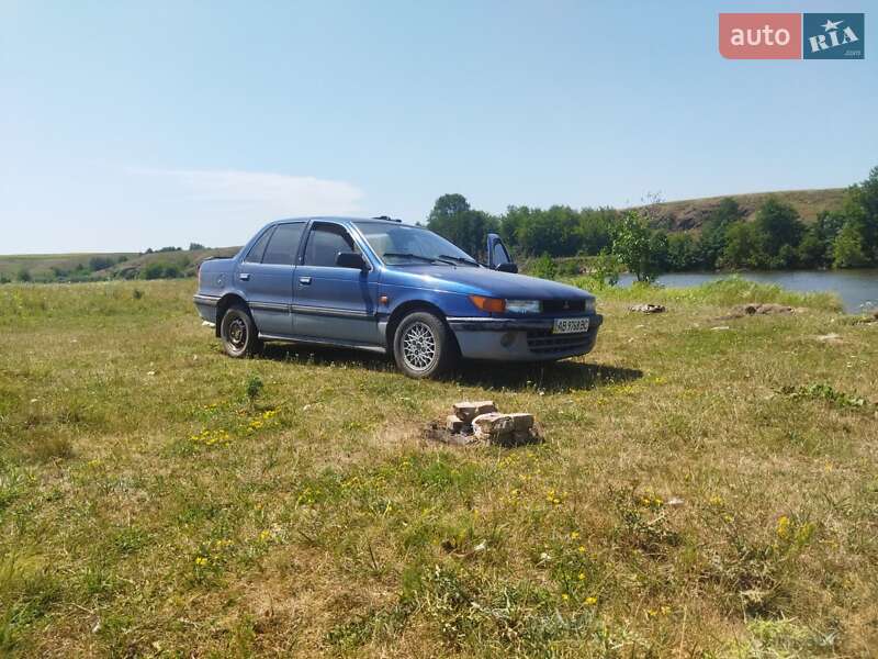 Mitsubishi Lancer (1990)