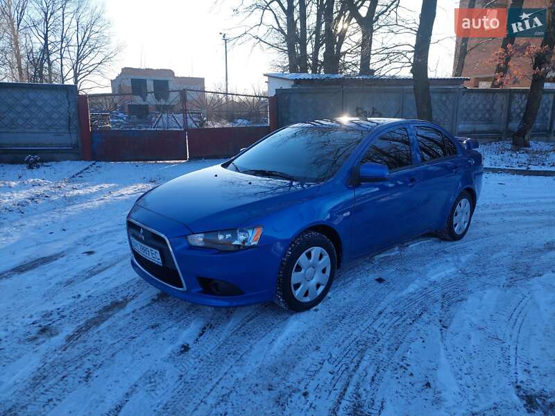 Mitsubishi Lancer (2012)