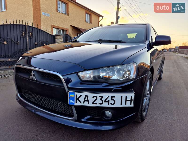 Mitsubishi Lancer (2012)