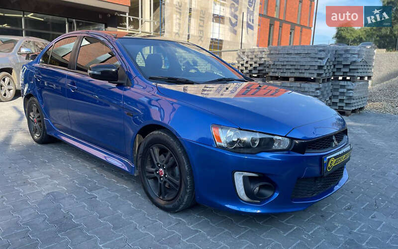 Mitsubishi Lancer (2017)