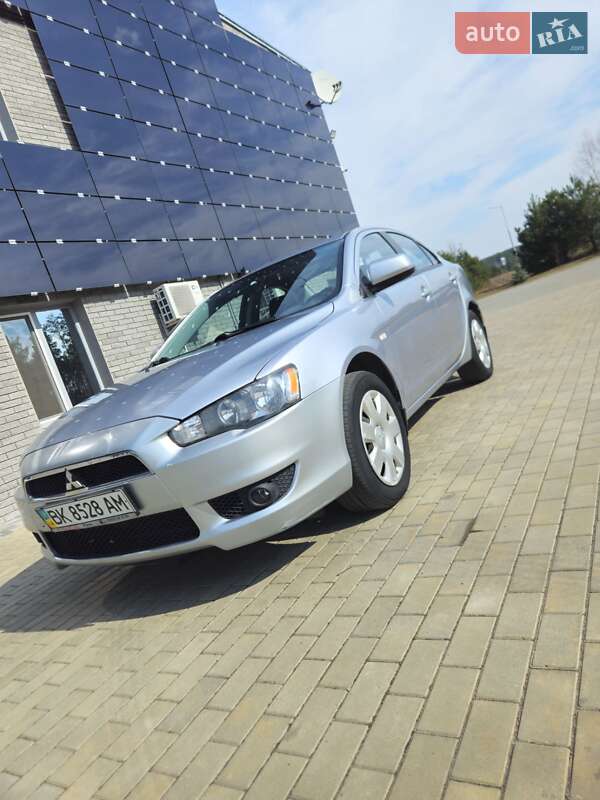 Mitsubishi Lancer (2008)