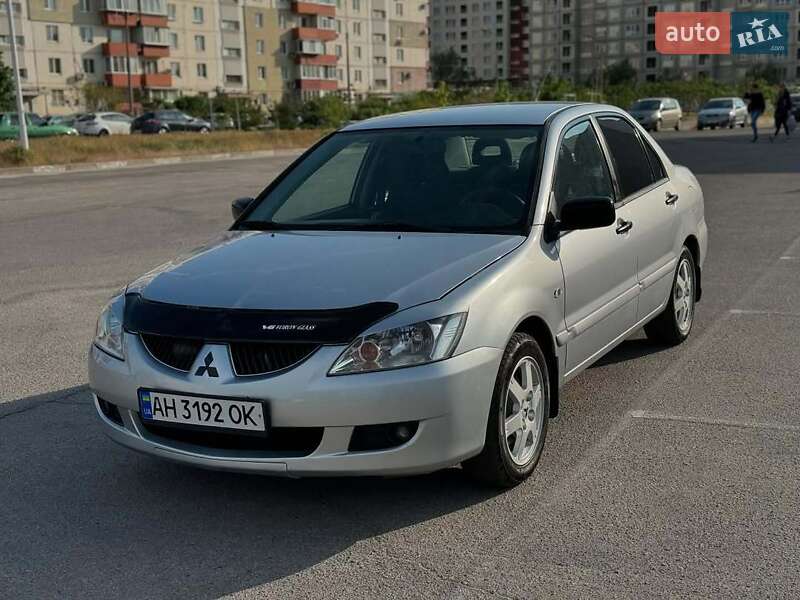 Mitsubishi Lancer (2005)