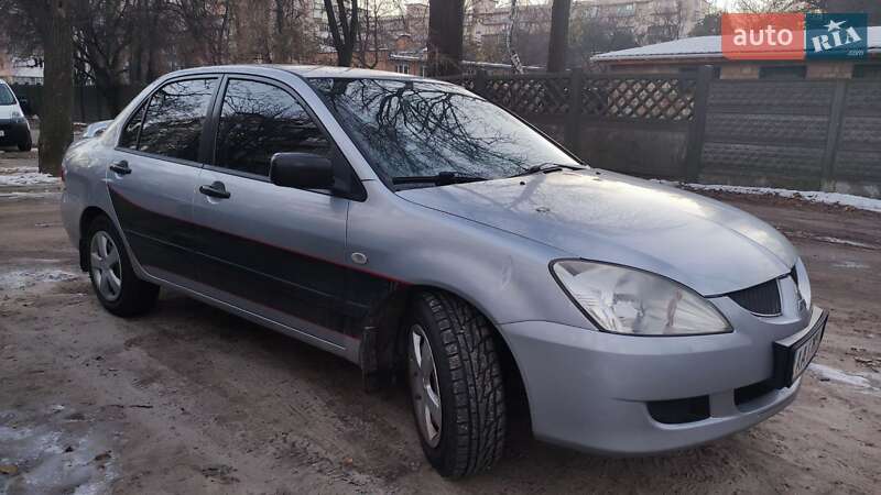 Mitsubishi Lancer (2005)