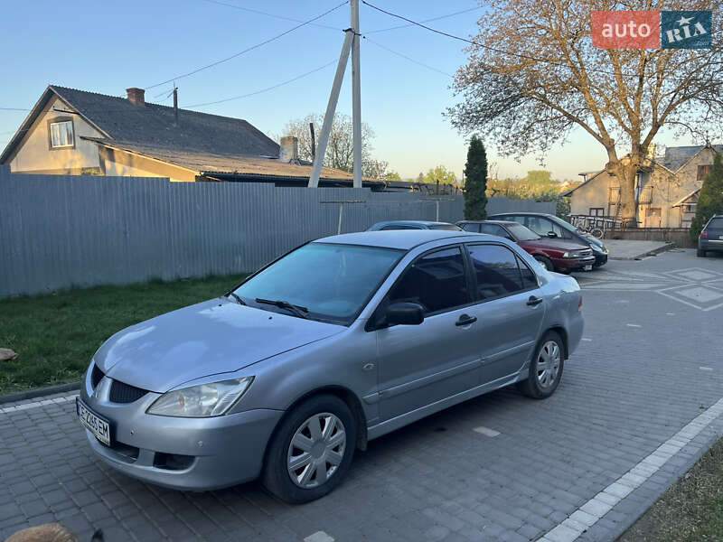 Mitsubishi Lancer (2004)