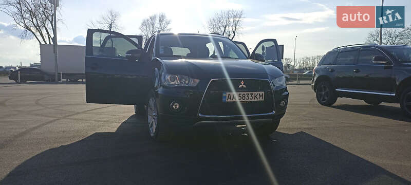 Mitsubishi Outlander xl (2010)