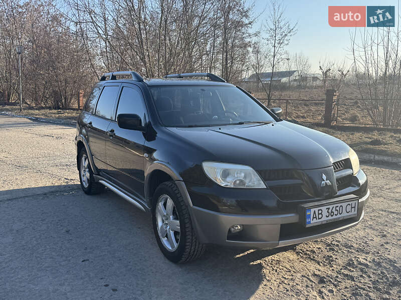 Mitsubishi Outlander (2005)