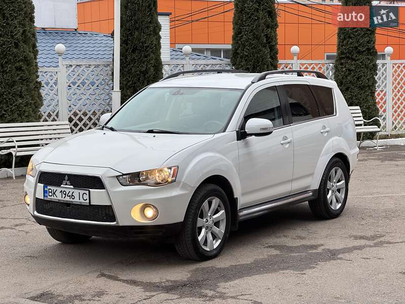Mitsubishi Outlander (2010)