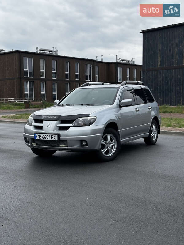 Mitsubishi Outlander (2004)