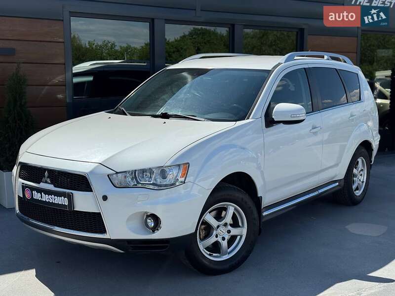 Mitsubishi Outlander (2010)
