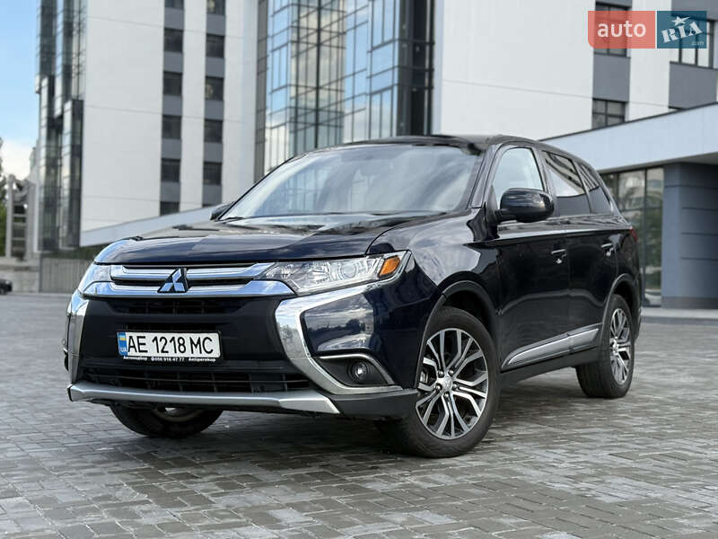 Mitsubishi Outlander (2018)