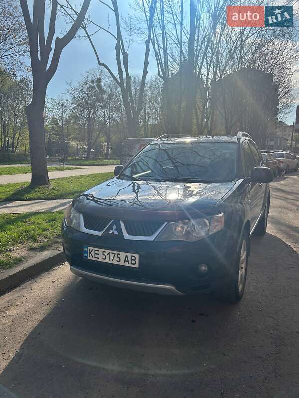 Mitsubishi Outlander (2007)
