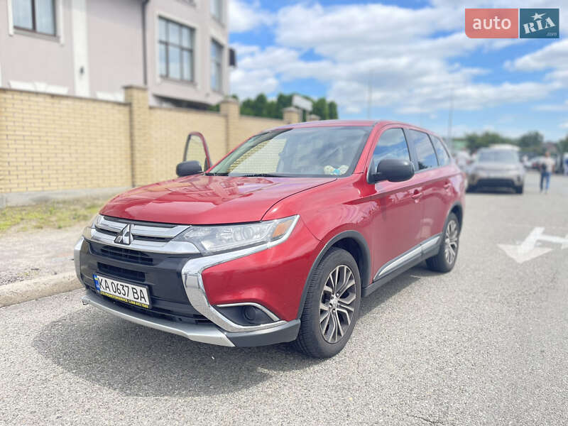 Mitsubishi Outlander (2018)