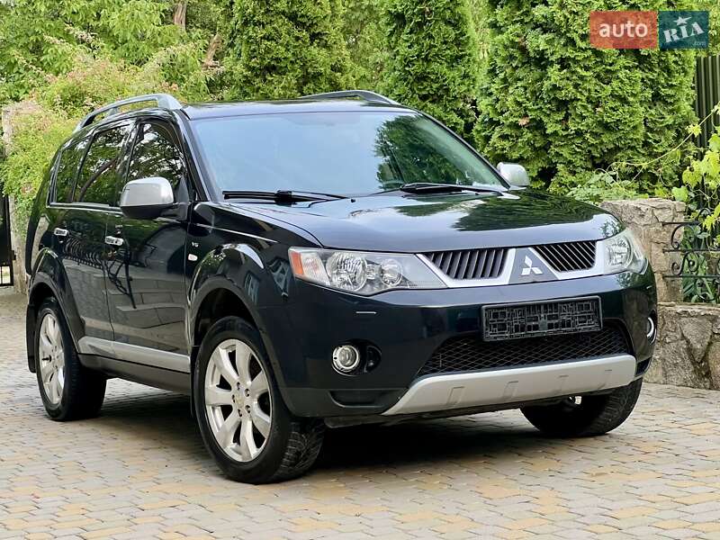 Mitsubishi Outlander (2007)