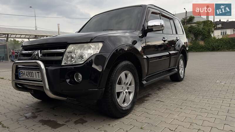 Mitsubishi Pajero (2008)