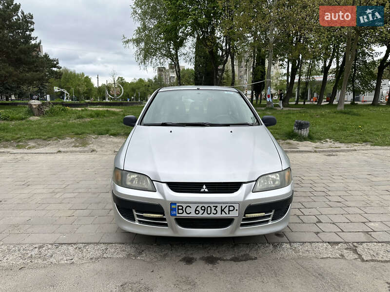 Mitsubishi Space star (2004)