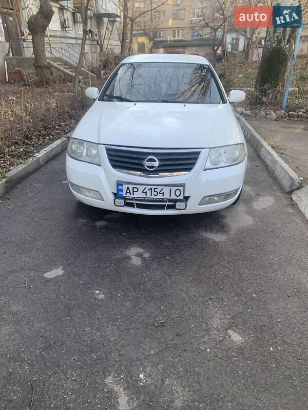 Nissan Almera (2012)