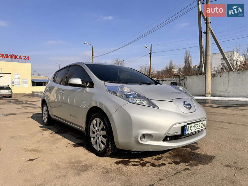 Nissan Leaf (2013)