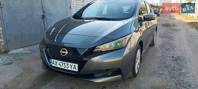 Nissan Leaf (2024)