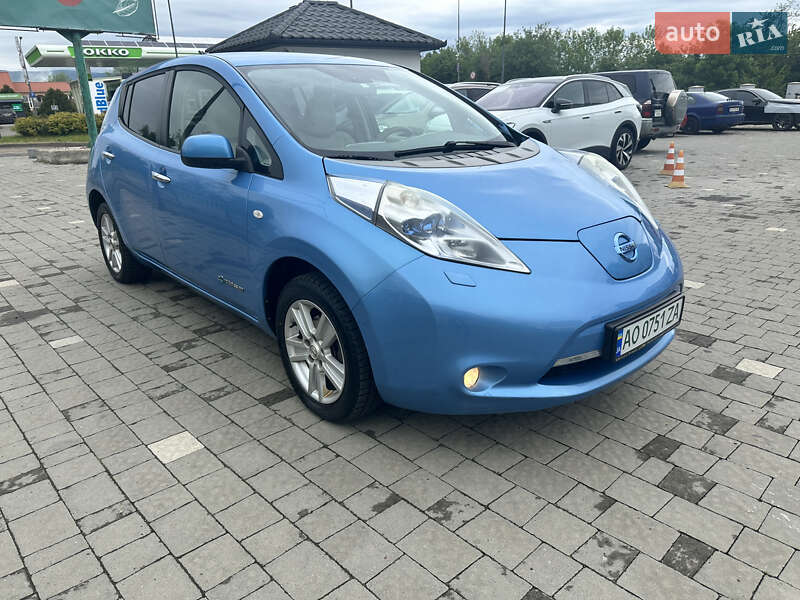 Nissan Leaf (2011)