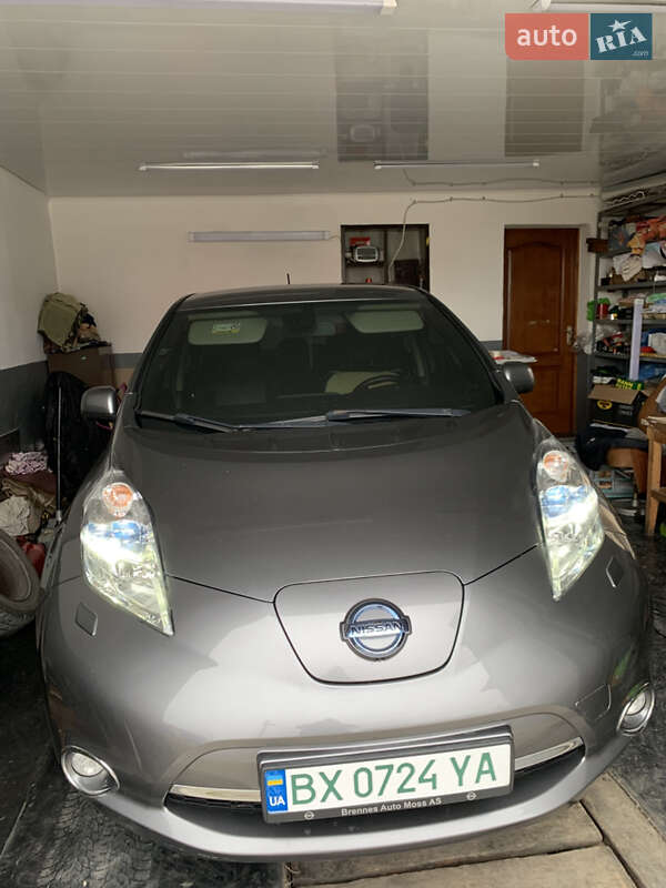 Nissan Leaf (2015)