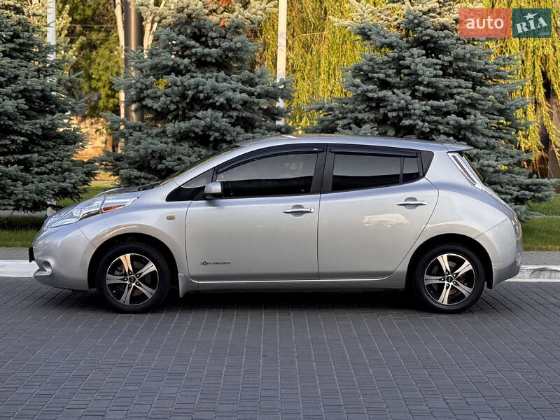 Nissan Leaf (2015)