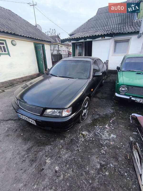 Nissan Maxima (1997)