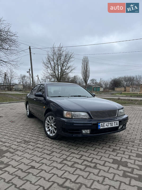 Nissan Maxima (1995)