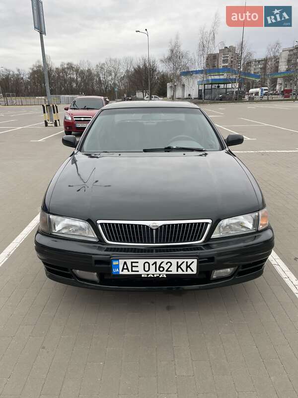 Nissan Maxima (1997)