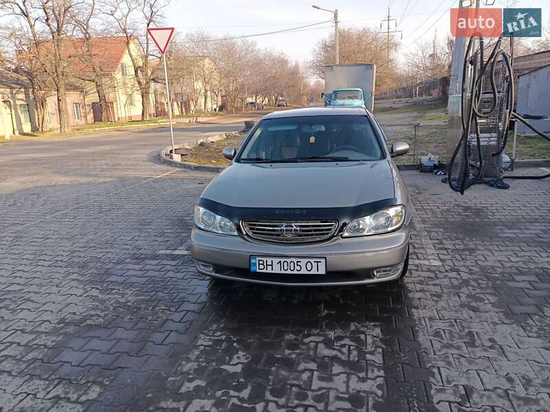 Nissan Maxima (2000)