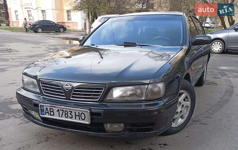 Nissan Maxima (1996)