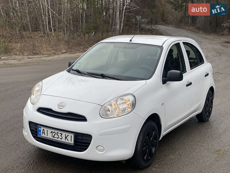 Nissan Micra (2011)