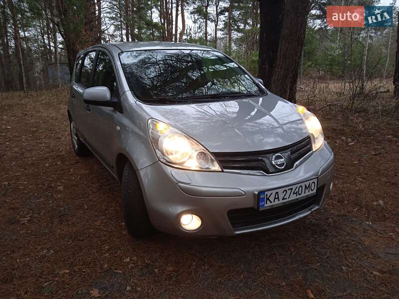 Nissan Note (2011)