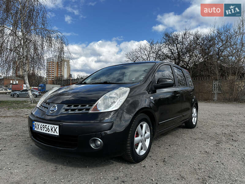 Nissan Note (2006)